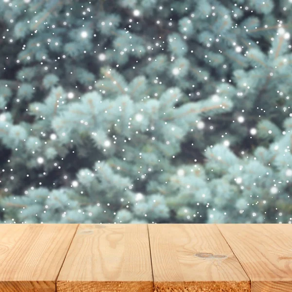Leere Holztisch Auf Einem Winter Natürlichen Hintergrund Attrappe Tischplatte Kopieren — Stockfoto