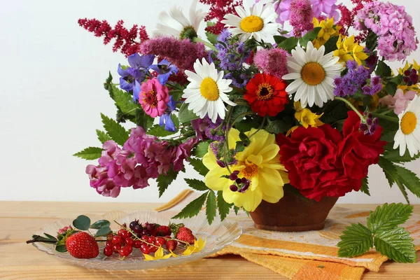 Lush Bright Bouquet Different Garden Flowers Berries Plate Summer Still — Stockfoto