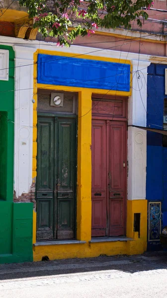 Coloridas Puertas Madera Antiguas Boca Buenos Aires —  Fotos de Stock
