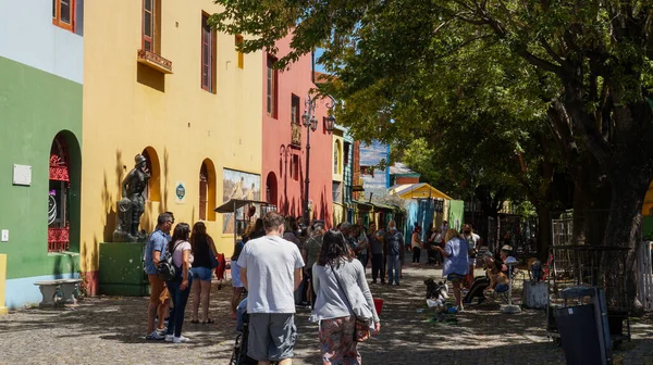 Personas Disfrutando Una Mañana Verano Colorido Caminito Histórico Boca Buenos —  Fotos de Stock