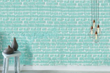 Parlak taş duvar iç tasarım ve modern lamba