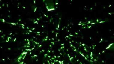 Küçük ateş böcekleri gece boyunca uçarak karamsar, rahatlatıcı bir atmosfer yaratıyor. Parlayan üç boyutlu animasyon kroma anahtarıyla.