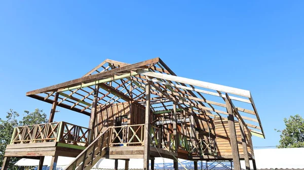 Wooden Roof Trusses Construction Roof Old Unfinished Wooden House Construction — Stock Photo, Image