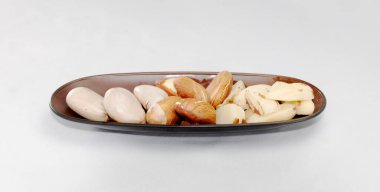 Üç aşama ya da bir tabakta Jackfruit tohumu hazırlama. Artocarpus heterophyllus.