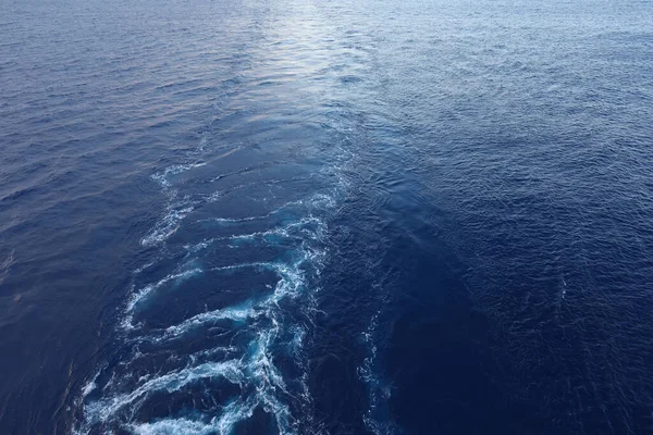 Frothy Trail Boat Ocean — Stock Photo, Image