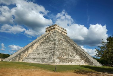 The Mayan ruins at Chichen Itza, Yucatan, Mexico