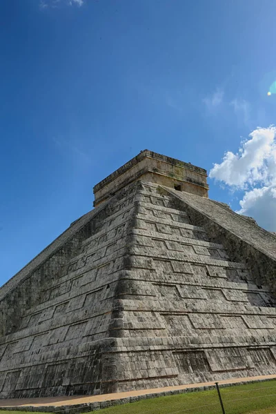 Castillo Храм Kukulcan Мезоамериканських Крок Піраміда Чичен Операційну Систему Створено — стокове фото