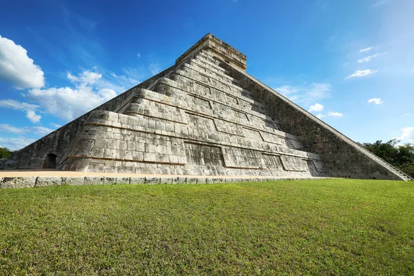 Kukulcan Майя Піраміди Castillo Сонце Сходить Чичен Іца Мексиці — стокове фото