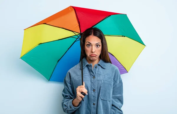 Bella Donna Ispanica Sensazione Triste Piagnucoloso Con Uno Sguardo Infelice — Foto Stock