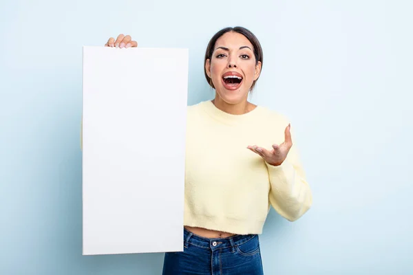 Pretty Hispanic Woman Looking Desperate Frustrated Stressed Blank Space Concept — Stock Photo, Image