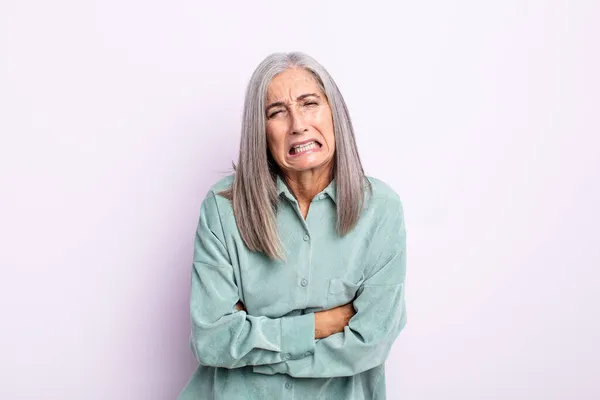Mujer Pelo Gris Mediana Edad Sintiéndose Ansiosa Enferma Enferma Infeliz — Foto de Stock