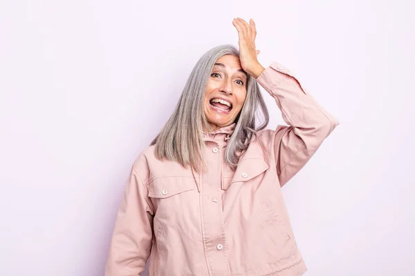 Middle Age Gray Hair Woman Raising Palm Forehead Thinking Oops — Stock Photo, Image