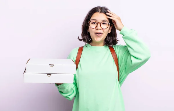 Pretty Young Woman Looking Happy Astonished Surprised Take Away Concept — Stock Photo, Image