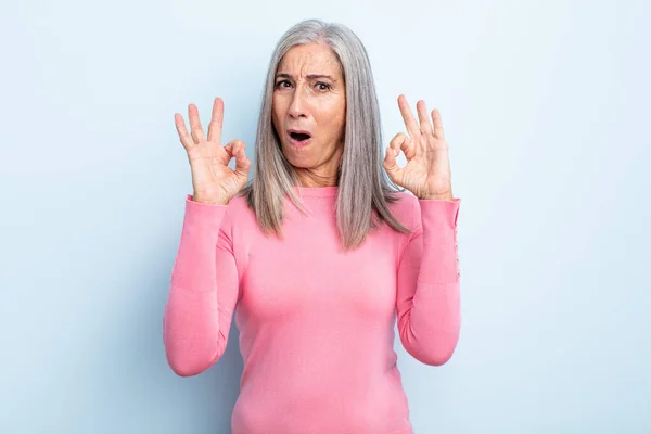 Middle Age Gray Hair Woman Feeling Shocked Amazed Surprised Showing — Stock Photo, Image