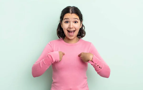 Pretty Teenager Woman Feeling Happy Surprised Proud Pointing Self Excited — Stock Photo, Image