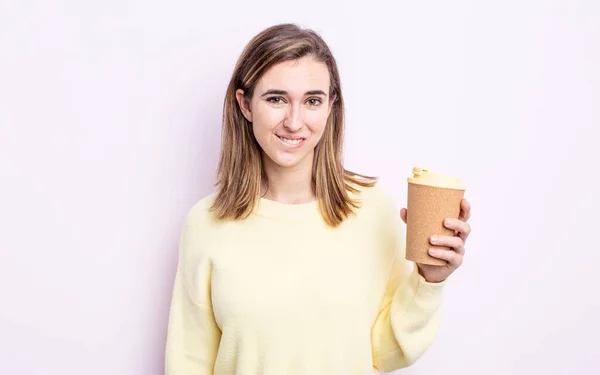 Jovem Bonita Mulher Olhando Confuso Confuso Tirar Conceito Café — Fotografia de Stock