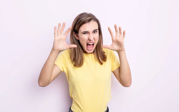 Jong Mooi Meisje Schreeuwen Paniek Woede Geschokt Doodsbang Woedend Met — Stockfoto