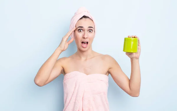 Young Pretty Woman Looking Happy Astonished Surprised Shower Hair Product — Stock Photo, Image