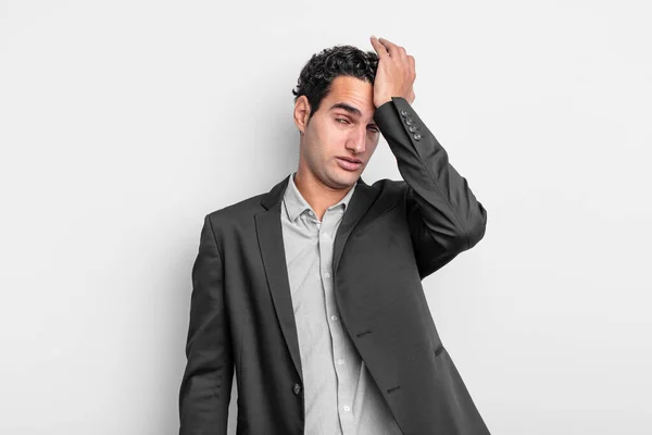 Young Businessman Raising Palm Forehead Thinking Oops Making Stupid Mistake — Stockfoto