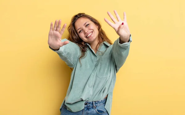 Hispanic Pretty Woman Smiling Looking Friendly Showing Number Nine Ninth — Stock Photo, Image