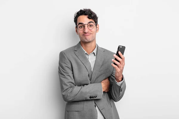 Spanyol Yakışıklı Adam Omuz Silkiyor Kafası Karışık Kararsız Telefon Kavramı — Stok fotoğraf