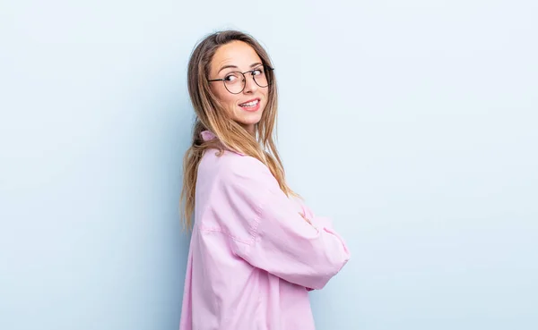 Pretty Caucasian Woman Smiling Gleefully Feeling Happy Satisfied Relaxed Crossed — Foto Stock