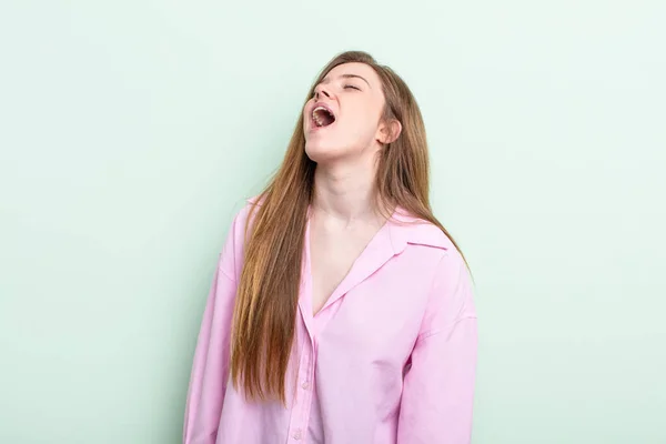 Caucasian Red Hair Woman Screaming Furiously Shouting Aggressively Looking Stressed — Stock Photo, Image