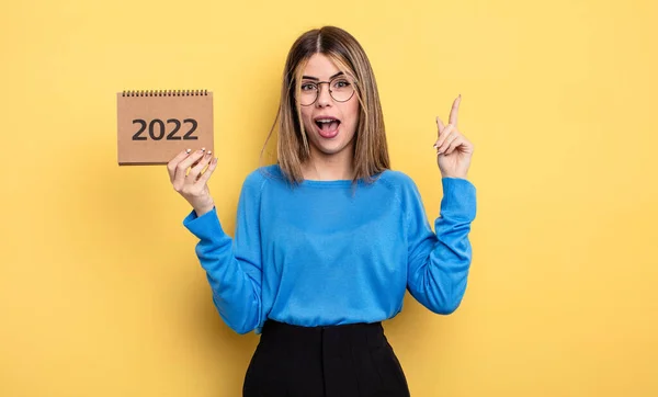 Pretty Woman Feeling Happy Excited Genius Realizing Idea 2022 Calendar — Foto Stock
