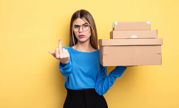 Pretty Woman Feeling Angry Annoyed Rebellious Aggressive Packages Boxes Concept — Fotografia de Stock