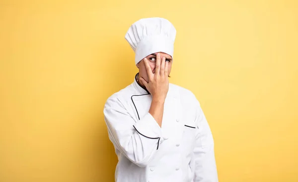 Chef Homem Sentindo Entediado Frustrado Sonolento Depois Cansativo — Fotografia de Stock