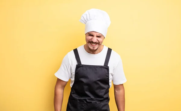 Šéfkuchař Křičí Agresivně Vypadá Velmi Rozzlobeně — Stock fotografie