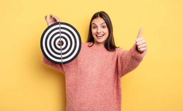 Trots Zijn Positief Glimlachen Met Duimen Omhoog — Stockfoto