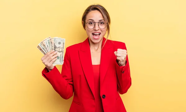 Pretty Woman Feeling Shocked Laughing Celebrating Success Business Dollar Banknotes — Stockfoto