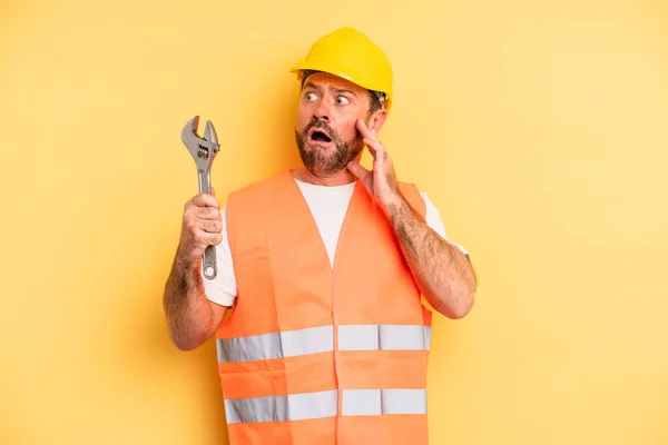 Middle Age Man Feeling Happy Excited Surprised Breakdown Car Repair — Stock Photo, Image