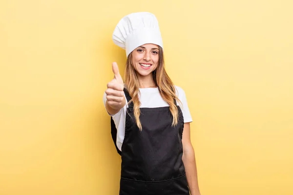 Pretty Woman Looking Serious Showing Open Palm Making Stop Gesture — Stockfoto