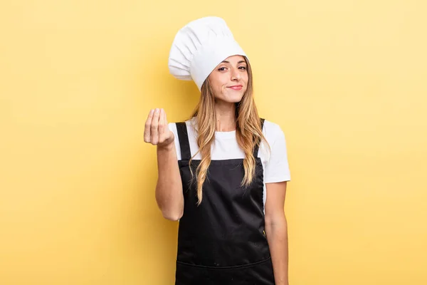 Pretty Woman Making Capice Money Gesture Telling You Pay Chef — Stockfoto