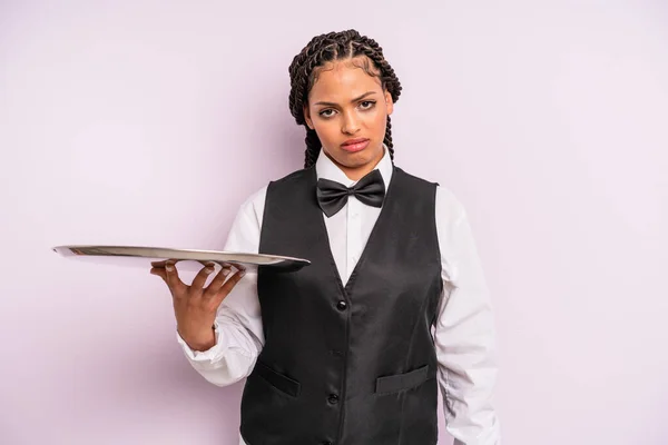 Afro Black Woman Feeling Puzzled Confused Waiter Tray — Zdjęcie stockowe