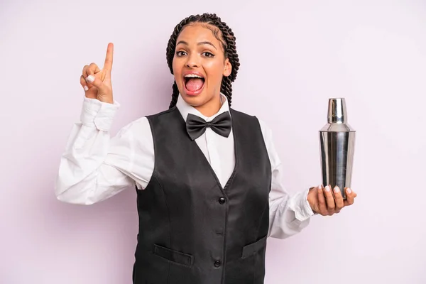 Afro Black Woman Feeling Happy Excited Genius Realizing Idea Waiter —  Fotos de Stock
