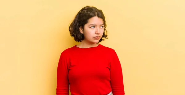Pretty Hispanic Woman Feeling Sad Upset Angry Looking Side Negative — Stock Photo, Image