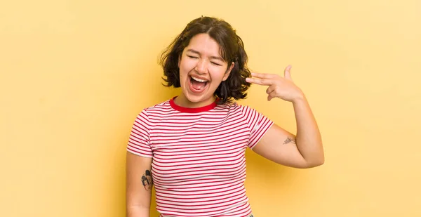 Pretty Hispanic Woman Looking Unhappy Stressed Suicide Gesture Making Gun — Stock Photo, Image