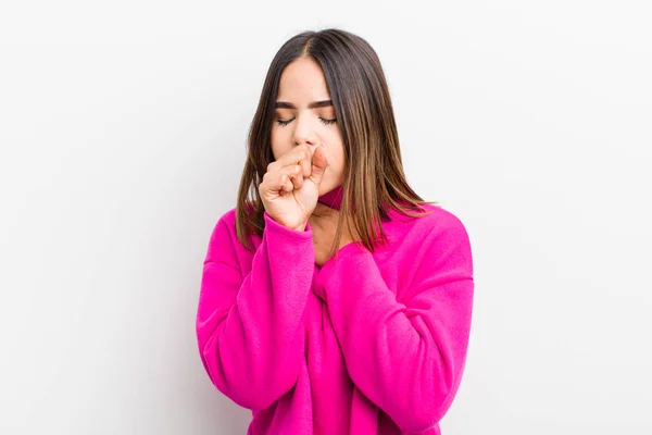 Vrij Latino Vrouw Zich Ziek Voelen Met Een Zere Keel — Stockfoto