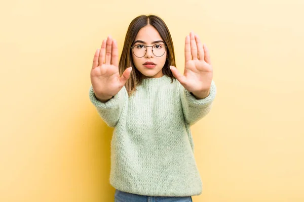 Pretty Hispanic Woman Looking Serious Unhappy Angry Displeased Forbidding Entry — Stock Photo, Image