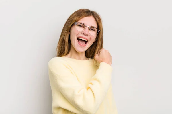 Red Head Pretty Woman Feeling Happy Positive Successful Motivated Facing — Stock Photo, Image