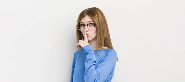 Red Head Pretty Woman Asking Silence Quiet Gesturing Finger Front — Stock Photo, Image