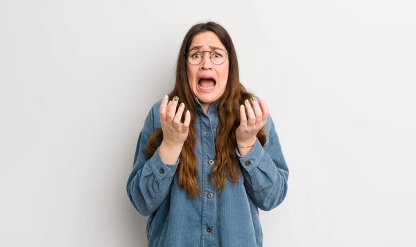 Pretty Caucasian Woman Looking Desperate Frustrated Stressed Unhappy Annoyed Shouting —  Fotos de Stock