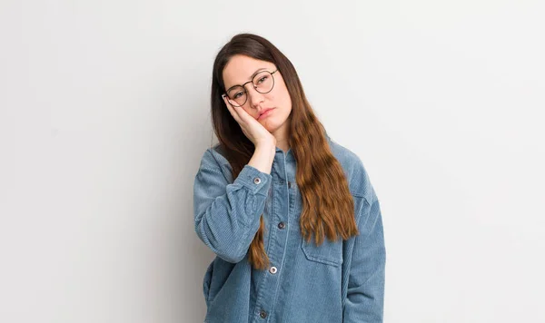 Pretty Caucasian Woman Feeling Bored Frustrated Sleepy Tiresome Dull Tedious — Stok fotoğraf