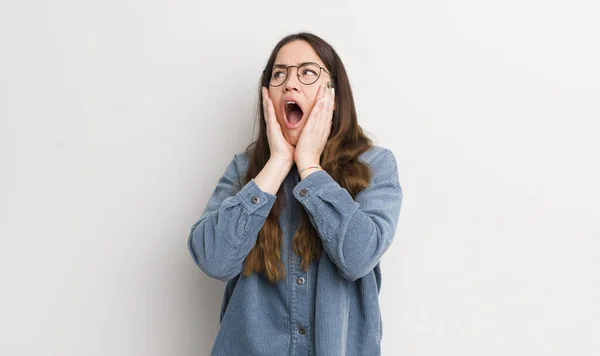Pretty Caucasian Woman Feeling Happy Excited Surprised Looking Side Both — Foto Stock