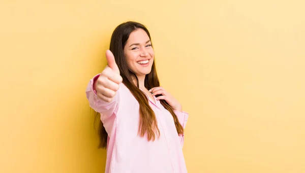 Pretty Caucasian Woman Feeling Proud Carefree Confident Happy Smiling Positively — Stock Photo, Image