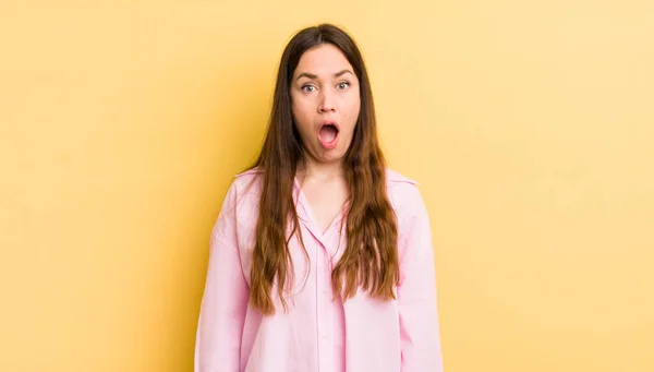 Pretty Caucasian Woman Looking Very Shocked Surprised Staring Open Mouth — Foto Stock