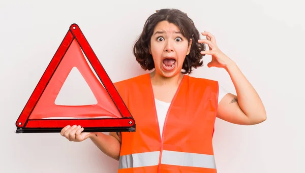 Pretty Hispanic Girl Screaming Hands Air Car Accident Triangle — Stock Photo, Image
